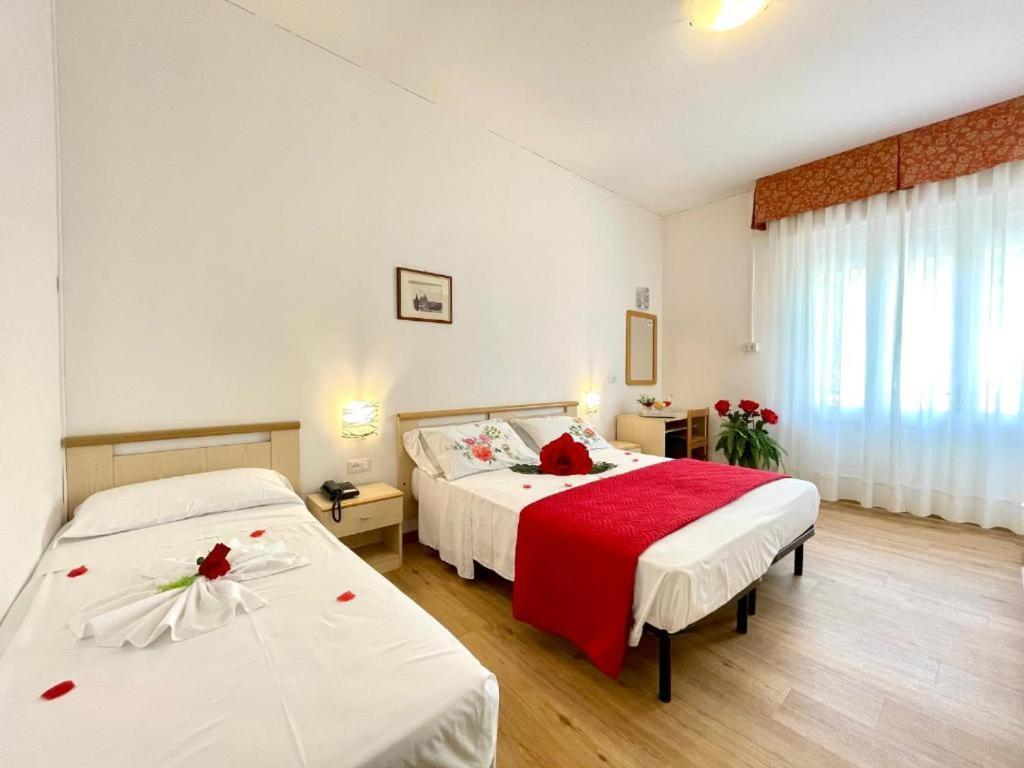 Hotel Trovatore ليدو دي يسولو المظهر الخارجي الصورة